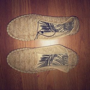 Dolce Vita espadrilles